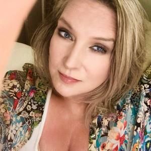 Meet your Posher, Marcia